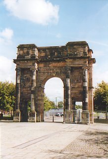The McLennan Arch at the Saltmarket entrance to Glasgow Green